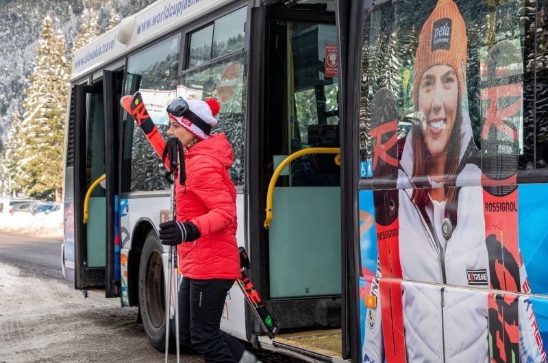 Ski & Aqua bus