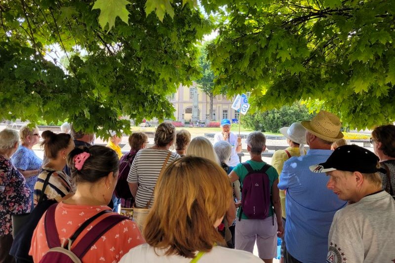 Pútavé rozprávanie turistickej sprievodkyne