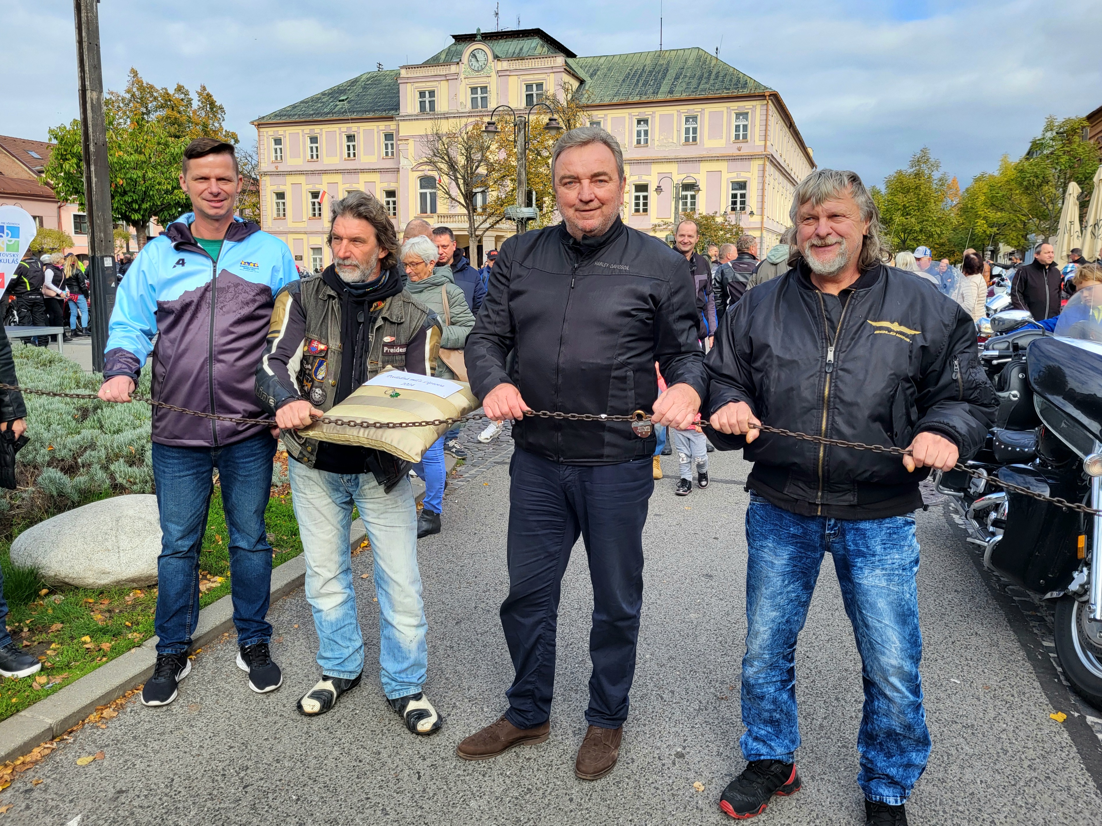 Na Poslednú míľu vyštartovali stovky motorkárov